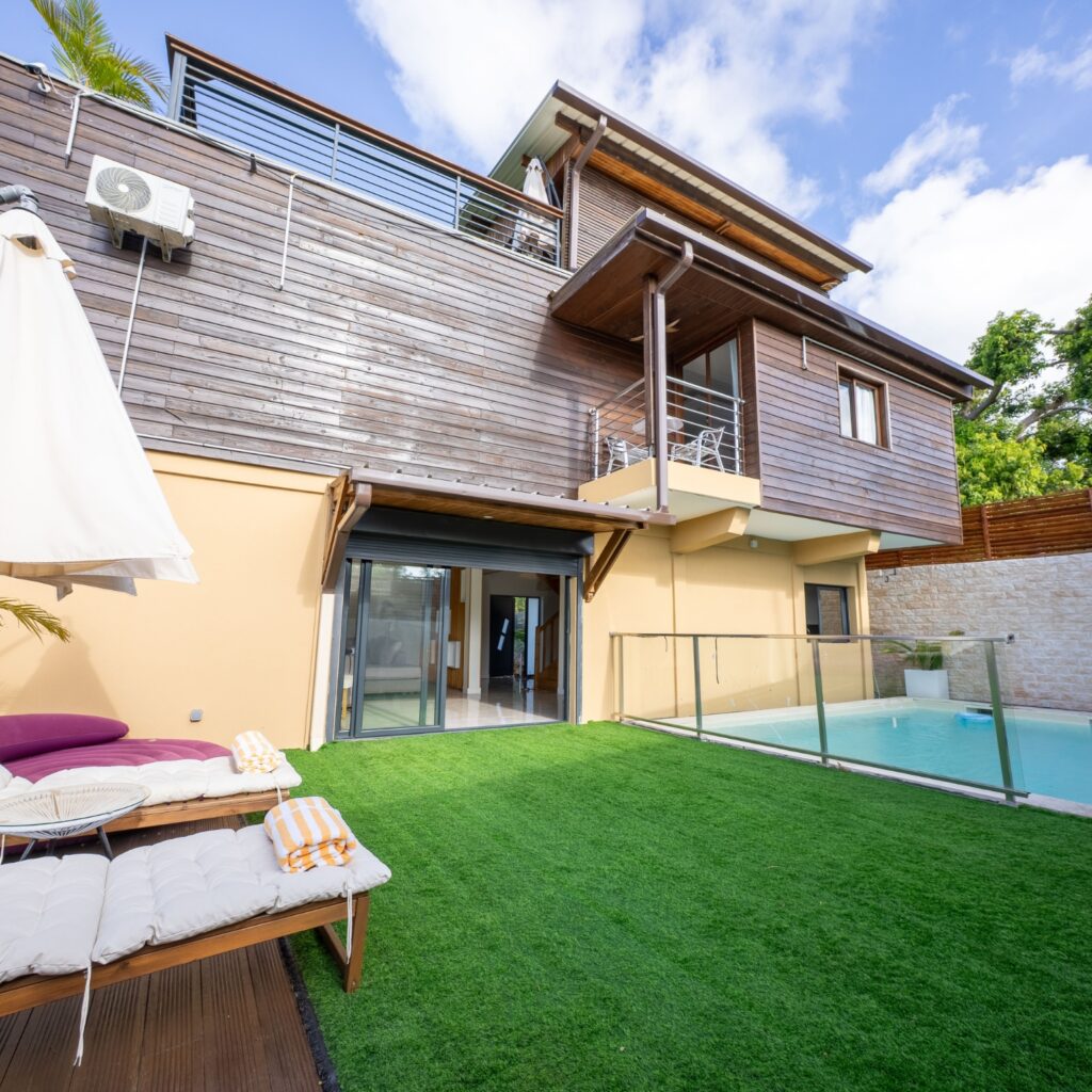 Villa privatisable à Mayotte idéale pour les séjours en famille ou entre amis – Résidence Kazela à Tsimkoura avec piscine et jardin